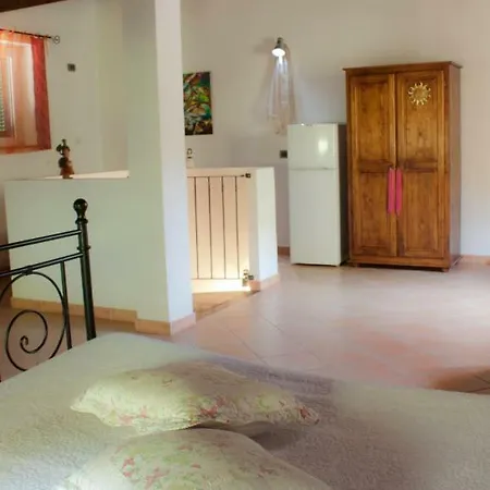 ファームステイ Agriturismo Fattoria Silverado Castiglione Chiavarese